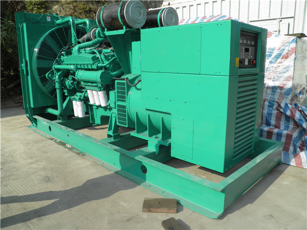 黑山出租发电机 发电机组厂家：柴油发电机组的控制屏的作用是什么？