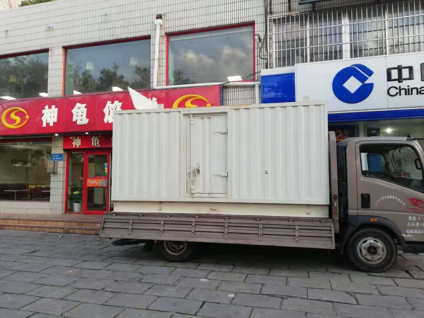 黑山出租发电机-柴油发电机组错误的启动方式